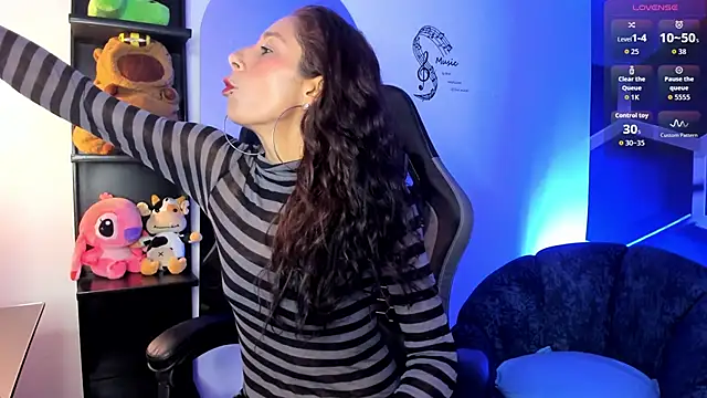 Maya Storm  online show from 05-10-26, 04:23