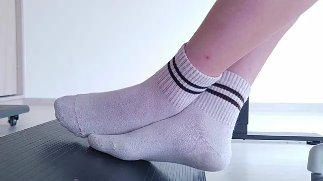 Feetbeth online show from 06-15-26, 02:30