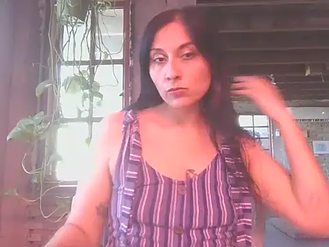 DommeVioleta online show from 05-08-26, 12:27