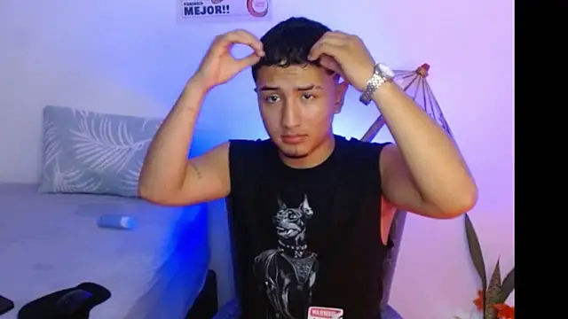 Snapshot of kyro_estrada chatting on 03-05-26, 10:17 kyro estrada online show from 03-05-26, 10:17