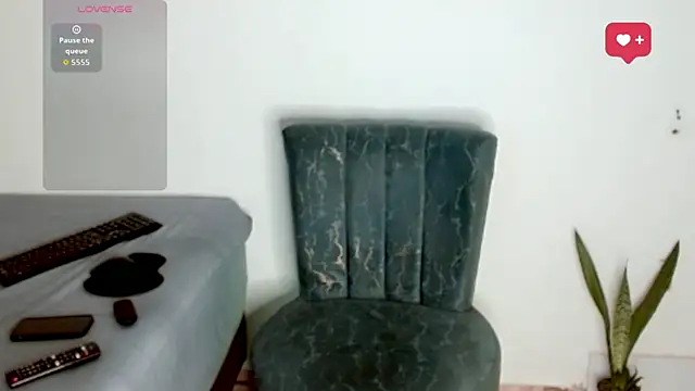 Snapshot of kyro_estrada chatting on 03-18-26, 08:45 kyro estrada online show from 03-18-26, 08:45