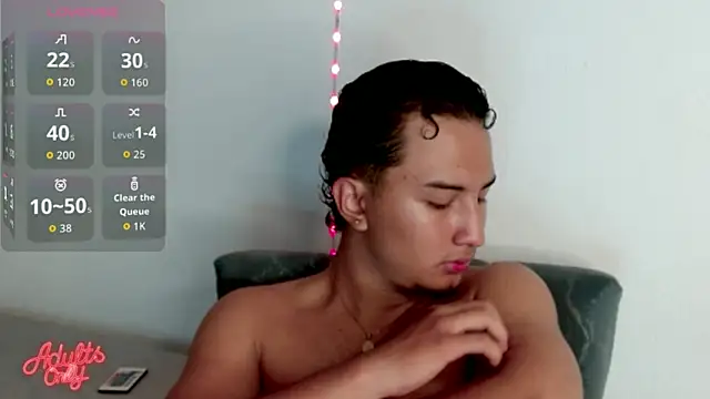 Snapshot of kyro_estrada chatting on 04-11-26, 01:10 kyro estrada online show from 04-11-26, 01:10