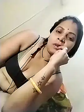 Sexy Riya123 online show from 04-29-26, 04:44