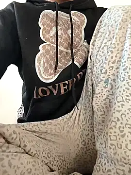 tenifer online show from 12-15-25, 09:46