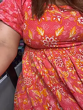 butterflyslay online show from 02-24-26, 05:55