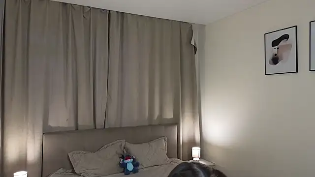 LouieRemeder online show from 02-05-26, 04:06