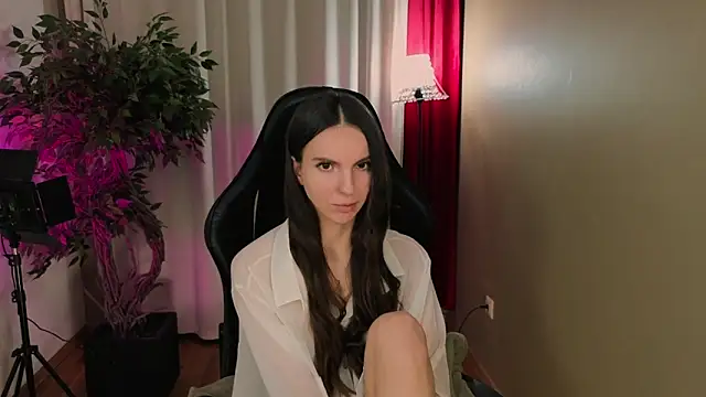 Snapshot of AliceLidell chatting on 02-08-26, 05:11 AliceLidell online show from 02-08-26, 05:11