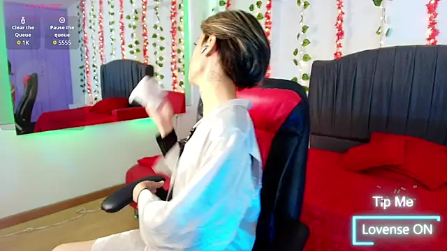 Hot Alan1 online show from 01-16-26, 02:21