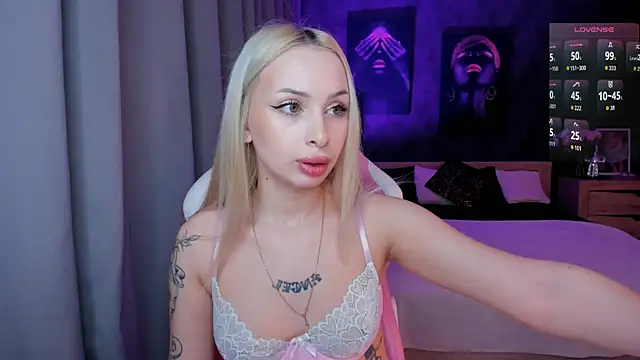 LanaMiracle online show from 02-07-26, 04:05