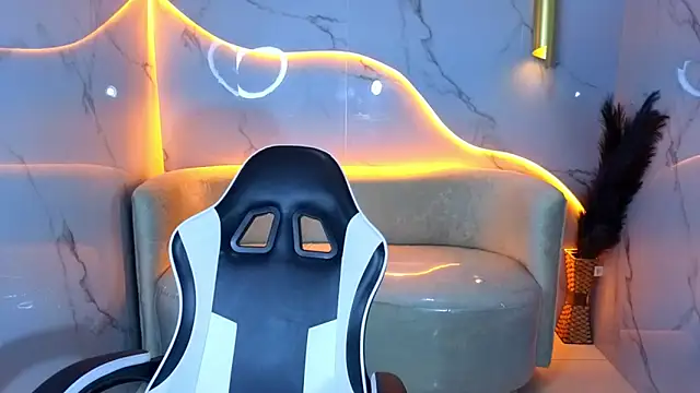 Sofi Adams Tx online show from 02-02-26, 08:07