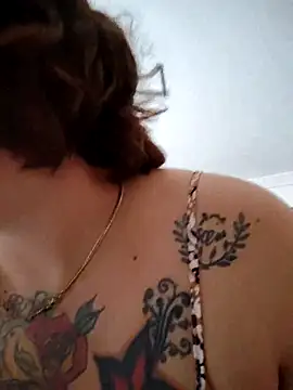 Divine Pouvoir online show from 02-07-26, 08:01