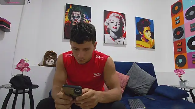 MagnusKnight  online show from 03-04-26, 08:26