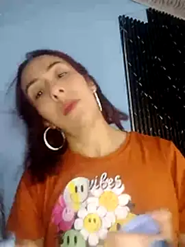 Snapshot of Moolly_Evanz chatting on 03-27-26, 04:18 Moolly Evanz online show from 03-27-26, 04:18