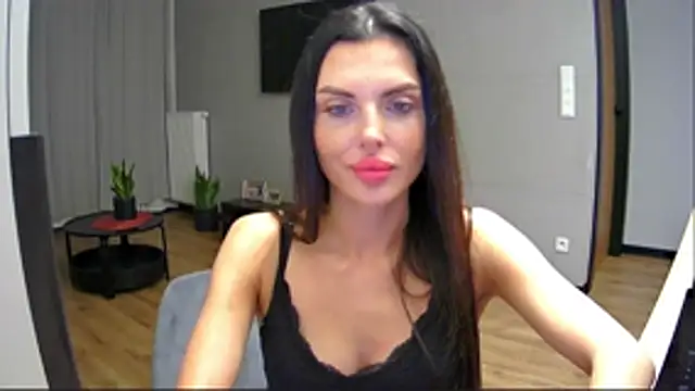 Snapshot of Addisonadore chatting on 06-11-26, 12:32 Addisonadore online show from 06-11-26, 12:32