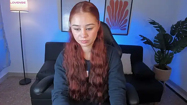 Amelia Saenz  online show from 05-08-26, 08:25