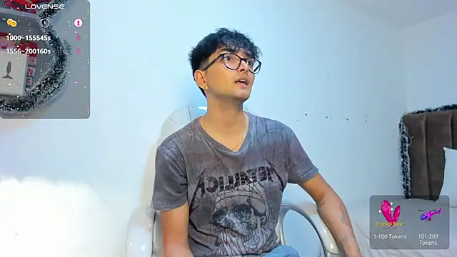 Archie 77 online show from 12-15-25, 07:07