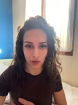 CoquineCharmeuse online show from 03-21-26, 02:09