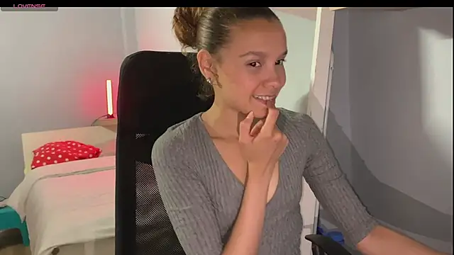 Sunshineegirll online show from 06-26-26, 02:43