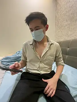 YourBoYyyyyyyy online show from 07-06-26, 12:13