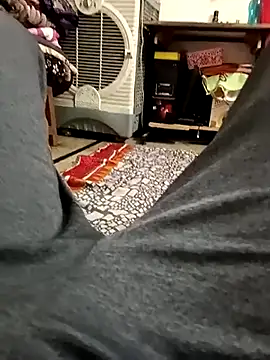 loki-king-143 online show from 02-05-26, 06:07