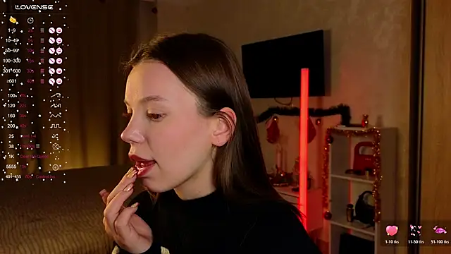 Snapshot of Cara_Sweet1 chatting on 01-06-26, 04:11 Cara Sweet1 online show from 01-06-26, 04:11