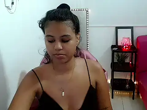Shawnycarson online show from 05-03-26, 03:07