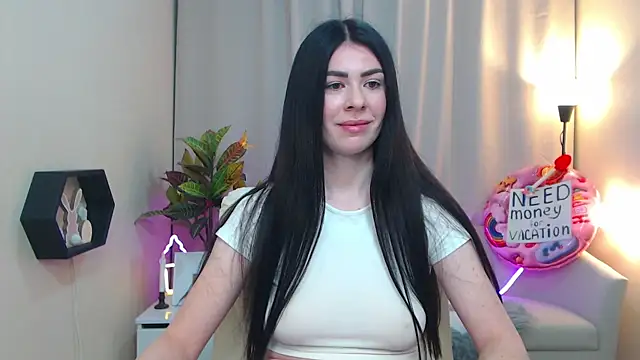 Snapshot of MilaSecret55 chatting on 05-29-26, 06:55 MilaSecret55 online show from 05-29-26, 06:55