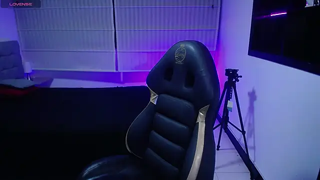 Kendall fox x online show from 12-15-25, 08:13