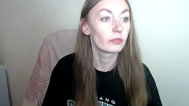 LiaSeass  online show from 05-10-26, 11:59