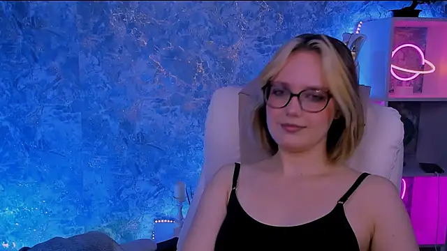 madeline doll online show from 03-22-26, 08:29