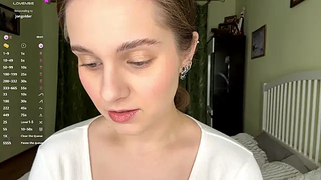 MiaBlanko online show from 12-19-25, 07:15