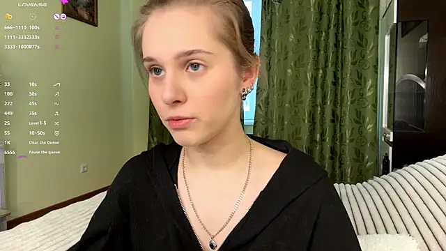 MiaBlanko online show from 01-06-26, 09:35