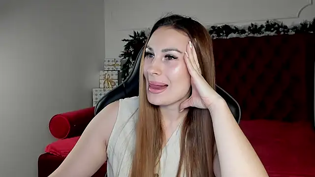 NoraFoxes online show from 12-20-25, 05:25