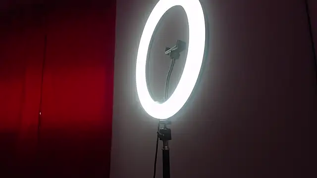 angeles cute 17 online show from 02-09-26, 05:50