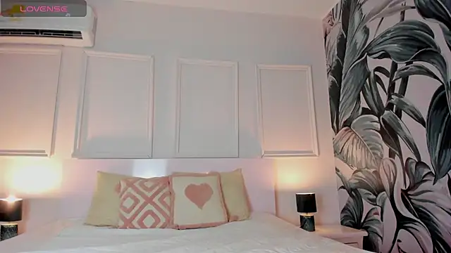 EVANGELIINE 21 online show from 02-01-26, 06:50