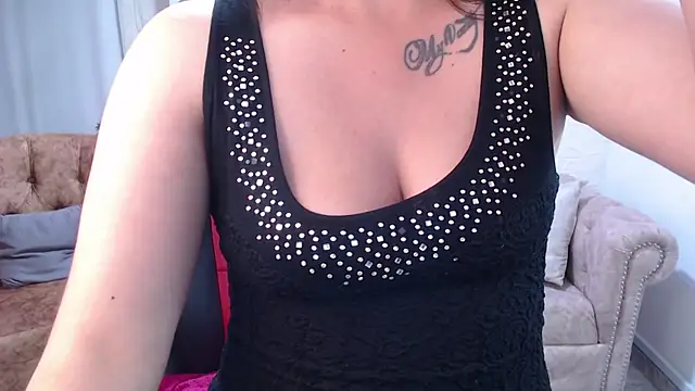 amanda rousee online show from 05-07-26, 03:34