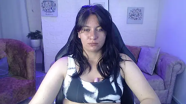 amanda rousee online show from 06-09-26, 03:29