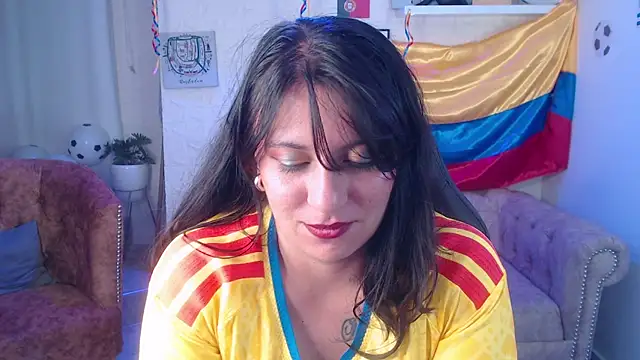amanda rousee online show from 06-18-26, 09:14
