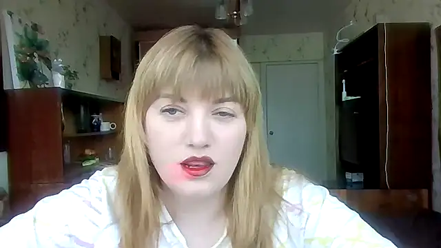 Snapshot of swett_girll chatting on 03-17-26, 12:08 swett girll online show from 03-17-26, 12:08