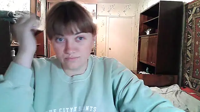 Snapshot of swett_girll chatting on 04-04-26, 06:05 swett girll online show from 04-04-26, 06:05