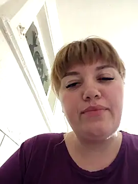Snapshot of swett_girll chatting on 04-15-26, 07:32 swett girll online show from 04-15-26, 07:32
