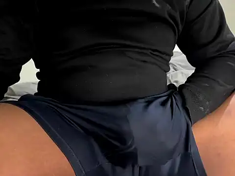 Snapshot of prashantk99 chatting on 12-21-25, 03:41 prashantk99 online show from 12-21-25, 03:41