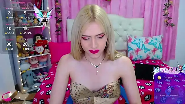 Snapshot of golden_girl01 chatting on 02-01-25, 10:55 golden girl01 online show from 02-01-25, 10:55