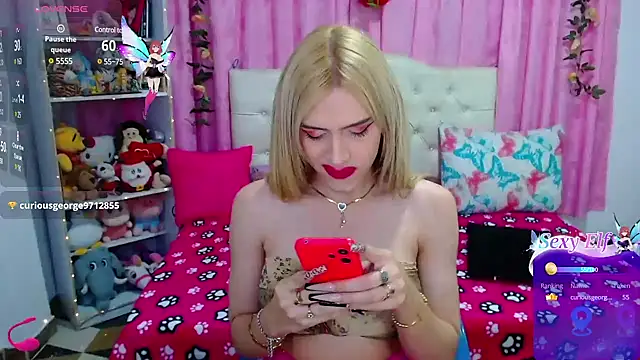 Snapshot of golden_girl01 chatting on 02-02-25, 01:55 golden girl01 online show from 02-02-25, 01:55