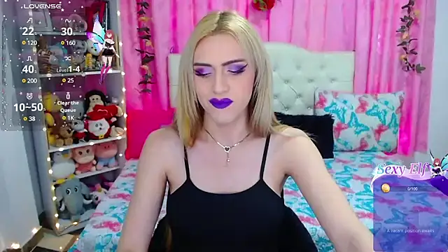Snapshot of golden_girl01 chatting on 02-15-25, 07:17 golden girl01 online show from 02-15-25, 07:17