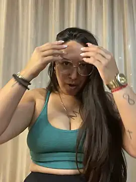 Soy maiaa4 online show from 02-08-26, 03:43