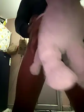 x143567 online show from 12-16-25, 05:56