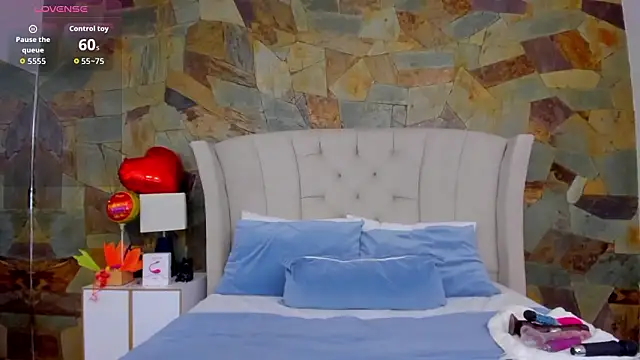 Snapshot of GabyGrey_ chatting on 03-11-26, 07:53 GabyGrey online show from 03-11-26, 07:53