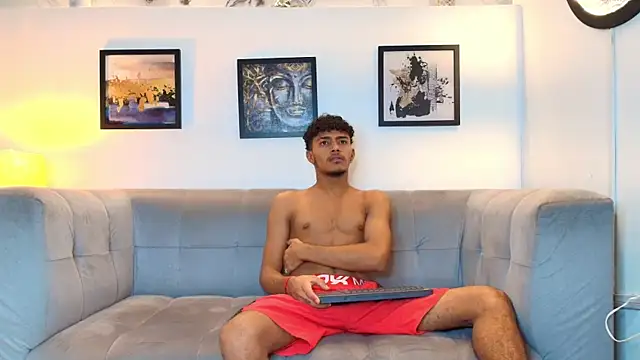 Snapshot of DIAMOND_BLACKS chatting on 02-26-26, 07:40 DIAMOND BLACKS online show from 02-26-26, 07:40