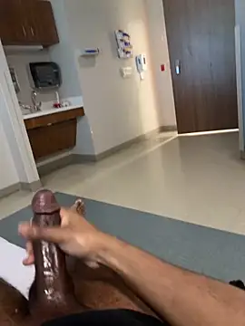 Snapshot of PublicBbc chatting on 03-24-26, 02:22 PublicBbc online show from 03-24-26, 02:22